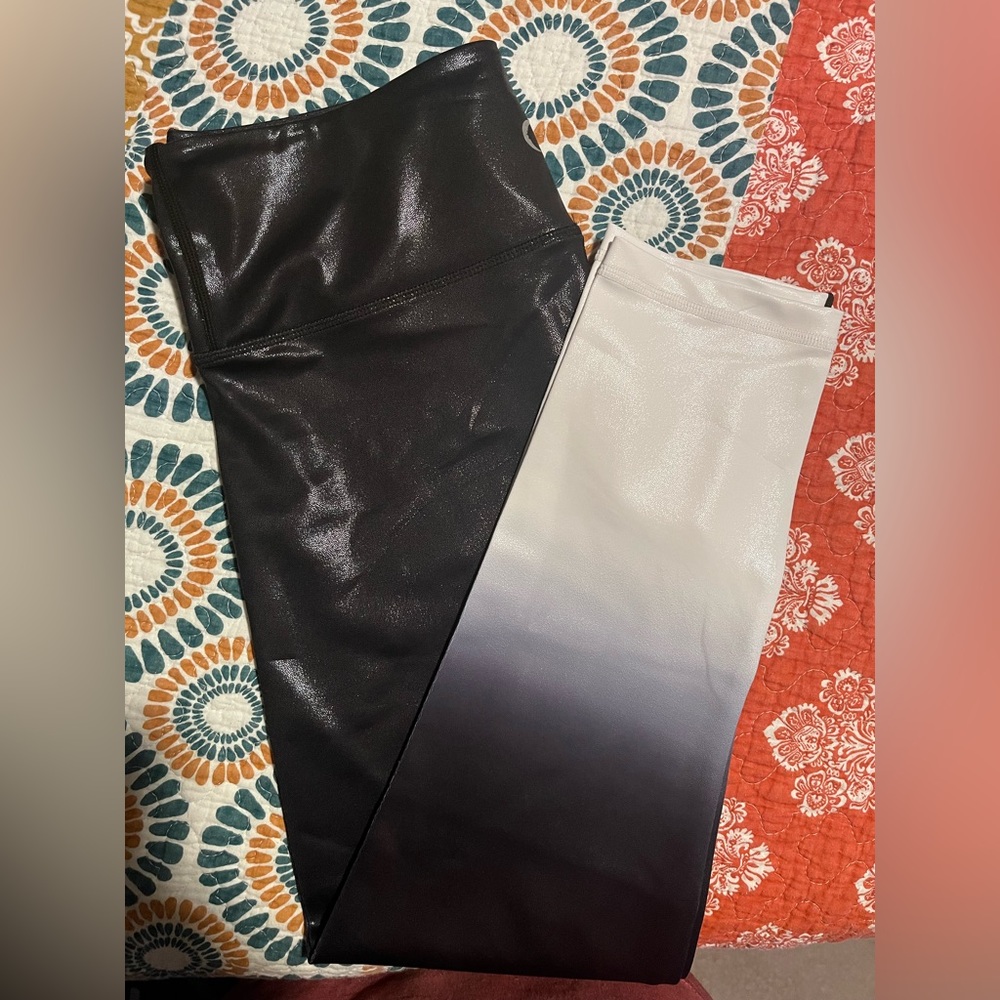 Zyia high rise ombré leggings